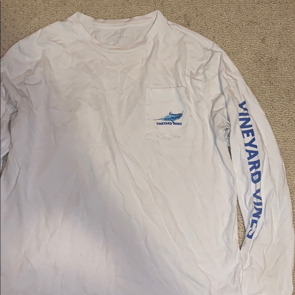Boys Large vineyard vines long sleeve t-shirt